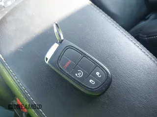 2016 Jeep Cherokee Limited с VIN 1C4PJMDBXGW152096, выставлен на аукционе IAAI как лот 41972475 с пробегом 84 589 миль миль и . История ставок и продаж доступна на DreamBid. Изображение 11.