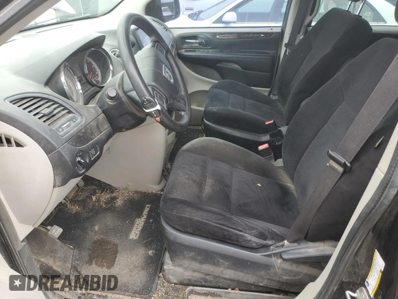 2015 Dodge Grand Caravan SE with VIN 2C4RDGBG7FR516773, listed as a Copart auction lot 52035135 with 132,122 mi miles and Salvage Title. Bid and sale history available at DreamBid. Image 7.