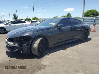 2022 BMW 8 Series M850i z VIN WBAGV8C08NCK16319, wystawiony jako Copart lot #56837605 z przebiegiem 60 115 mil mil oraz Szkoda całkowita • Salvage title. Historia ofert i sprzedaży dostępna na DreamBid. Obrazek 1.