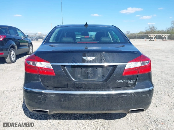 2013 Hyundai Genesis 5.0L R-Spec with VIN KMHGC4DH4DU225996, listed as a IAAI auction lot 41996696 with 184,219 mi miles. Bid and sale history available at carsss.com. Image 16.