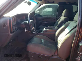 2003 Chevrolet Silverado 1500 with VIN 2GCEK19TX31105169, listed as a Copart auction lot 85655784 with 137,671 mi miles and Salvage Title. Bid and sale history available at carsss.com. Image 7.