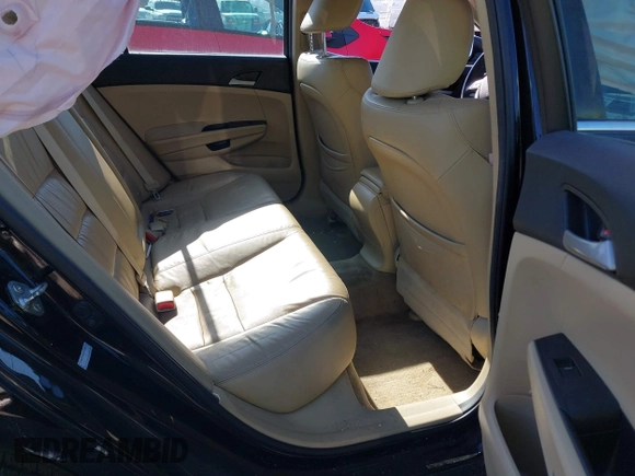 2012 Honda Accord SE z VIN 1HGCP2F61CA101404, wystawiony jako IAAI lot #42038839 z przebiegiem 121 506 mil mil oraz . Historia ofert i sprzedaży dostępna na DreamBid. Obrazek 8.