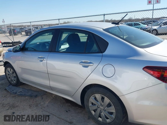 2020 Kia Rio LX with VIN 3KPA24AD5LE307716, listed as a IAAI auction lot 41774665 with 16,741 mi miles and . Bid and sale history available at DreamBid. Image 14.