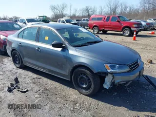 2015 Volkswagen Jetta SE z VIN 3VWD17AJ2FM203540, wystawiony jako IAAI lot #41764738 z przebiegiem Nie podano mil oraz . Historia ofert i sprzedaży dostępna na DreamBid. Obrazek 1.