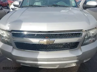 2008 Chevrolet Avalanche LTZ with VIN 3GNEC12088G212269, listed as a IAAI auction lot 41861630 with 193,111 mi miles. Bid and sale history available at carsss.com. Image 6.