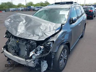 2020 Nissan Pathfinder SV z VIN 5N1DR2BN1LC617160, wystawiony jako IAAI lot #42014922 z przebiegiem 34 547 mil mil oraz . Historia ofert i sprzedaży dostępna na DreamBid. Obrazek 6.