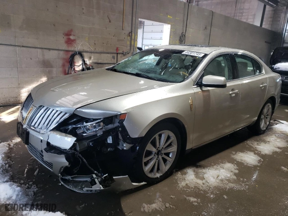 2010 Lincoln MKS with VIN 1LNHL9ER9AG604804, listed as a Copart auction lot 44301745 with 137,840 mi miles and Salvage Title. Bid and sale history available at carsss.com. Image 1.