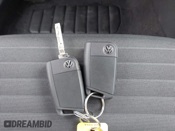 2022 Volkswagen Jetta with VIN 3VWNM7BU0NM020740, listed as a IAAI auction lot 40719285 with 43,570 mi miles and . Bid and sale history available at DreamBid. Image 11.