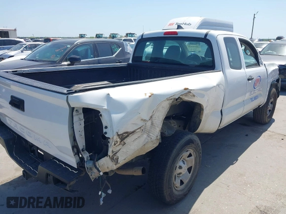 2017 Toyota Tacoma SR z VIN 5TFRX5GN7HX077159, wystawiony jako IAAI lot #42006928 z przebiegiem 92 121 mil mil oraz . Historia ofert i sprzedaży dostępna na DreamBid. Obrazek 6.