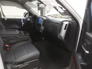 2016 GMC Sierra 1500 SLE z VIN 3GTU2MEC8GG187919, wystawiony jako IAAI lot #41967215 z przebiegiem 74 487 mil mil oraz . Historia ofert i sprzedaży dostępna na DreamBid. Obrazek 5.