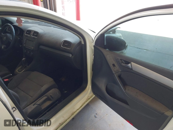 2011 Volkswagen Golf TDI с VIN WVWDM7AJ4BW157813, выставлен на аукционе IAAI как лот 42484508 с пробегом 59 772 миль миль и . История ставок и продаж доступна на DreamBid. Изображение 5.