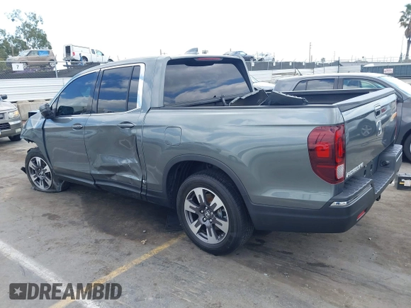 2017 Honda Ridgeline RTL-T with VIN 5FPYK2F63HB001488, listed as a IAAI auction lot 40078694 with Not provided miles and . Bid and sale history available at DreamBid. Image 3.