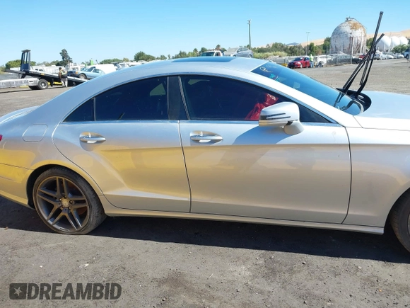 2014 Mercedes-Benz CLS 550 z VIN WDDLJ7DB8EA097096, wystawiony jako IAAI lot #40084432 z przebiegiem 93 431 mil mil oraz . Historia ofert i sprzedaży dostępna na DreamBid. Obrazek 12.