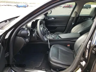 2018 Alfa Romeo Giulia with VIN ZARFAEBNXJ7576920, listed as a Copart auction lot 49524873 with 35,064 mi miles. Bid and sale history available at carsss.com. Image 7.
