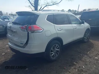 2014 Nissan Rogue SL with VIN 5N1AT2MV5EC761489, listed as a IAAI auction lot 42020720 with 68,028 mi miles. Bid and sale history available at carsss.com. Image 4.