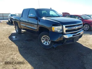 2010 Chevrolet Silverado 1500 LT with VIN 3GCRCSE07AG104985, listed as a IAAI auction lot 41413299 with 136,763 mi miles and . Bid and sale history available at DreamBid. Image 1.