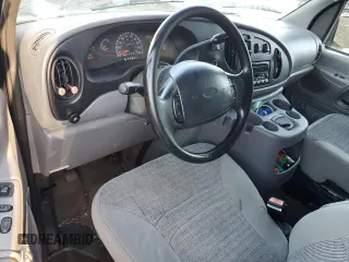2001 Ford Econoline Passenger XL with VIN 1FBSS31L41HA97689, listed as a Copart auction lot 42326915 with 131,072 mi miles and Salvage title. Bid and sale history available at DreamBid. Image 8.