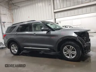 2023 Ford Explorer XLT with VIN 1FMSK8DH6PGB44473, listed as a IAAI auction lot 42217758 with 31,978 mi miles and . Bid and sale history available at carsss.com. Image 14.