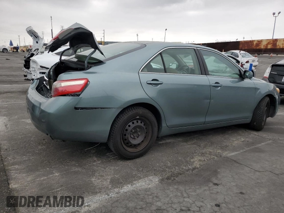 2008 Toyota Camry LE z VIN 4T4BE46K48R016122, wystawiony jako Copart lot #59758125 z przebiegiem 172 945 mil mil oraz Szkoda całkowita • Salvage title. Historia ofert i sprzedaży dostępna na DreamBid. Obrazek 3.