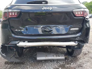 2022 Jeep Compass Latitude Lux with VIN 3C4NJDFBXNT141932, listed as a IAAI auction lot 42527878 with 29,855 mi miles and . Bid and sale history available at DreamBid. Image 12.