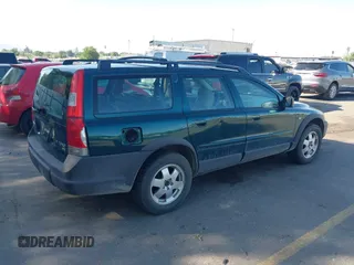 2002 Volvo V70 с VIN YV1SZ58D921075855, выставлен на аукционе IAAI как лот 42467860 с пробегом 135 362 миль миль и . История ставок и продаж доступна на DreamBid. Изображение 4.