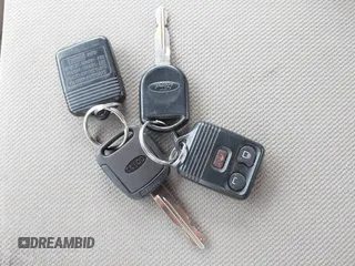 2009 Ford F-150 XL с VIN 1FTPW14V99KC83055, выставлен на аукционе IAAI как лот 42564554 с пробегом 247 055 миль миль и . История ставок и продаж доступна на DreamBid. Изображение 11.