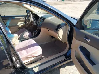 2006 Honda Accord LX с VIN 1HGCM66386A064958, выставлен на аукционе IAAI как лот 41931491 с пробегом 103 237 миль миль и . История ставок и продаж доступна на DreamBid. Изображение 5.