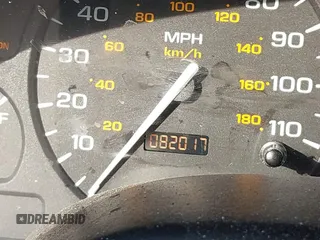2002 Saturn SL z VIN 1G8ZH52892Z151119, wystawiony jako IAAI lot #41764757 z przebiegiem 82 017 mil mil oraz . Historia ofert i sprzedaży dostępna na DreamBid. Obrazek 15.