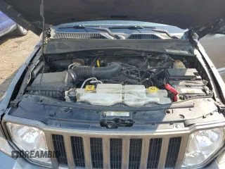 2012 Jeep Liberty Sport z VIN 1C4PJMAK1CW120233, wystawiony jako Copart lot #59922665 z przebiegiem 85 217 mil mil oraz Czysty tytuł • Clean title. Historia ofert i sprzedaży dostępna na DreamBid. Obrazek 11.