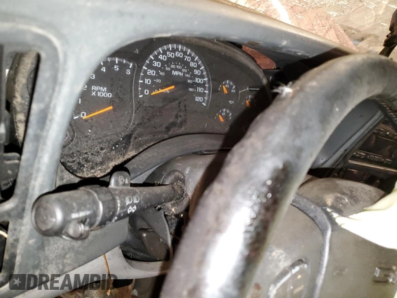 2005 GMC Yukon XL SLE with VIN 1GKEC16Z45J264255, listed as a Copart auction lot 84785944 with Not Provided miles and Salvage Title. Bid and sale history available at DreamBid. Image 9.