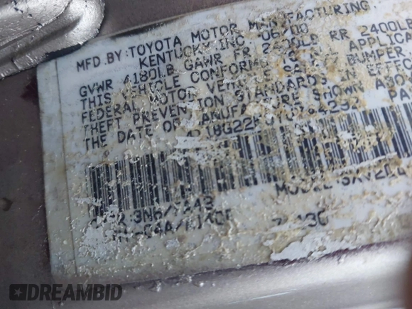 2001 Toyota Camry CE z VIN 4T1BG22K01U847704, wystawiony jako IAAI lot #41583762 z przebiegiem Nie podano mil oraz . Historia ofert i sprzedaży dostępna na DreamBid. Obrazek 9.
