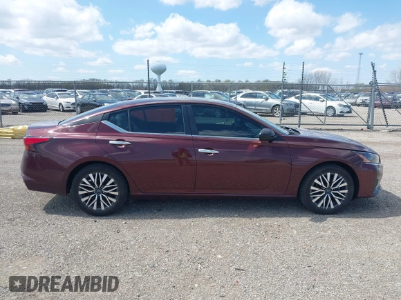 2024 Nissan Altima SV with VIN 1N4BL4DV1RN407831, listed as a IAAI auction lot 41979817 with 44,829 mi miles and . Bid and sale history available at DreamBid. Image 13.