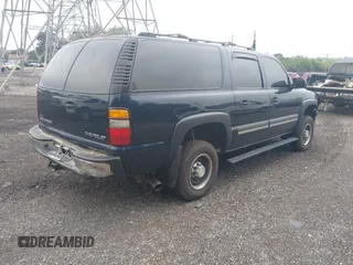 2004 Chevrolet Suburban LS with VIN 3GNGK26U54G243441, listed as a IAAI auction lot 42706672 with 124,306 mi miles and . Bid and sale history available at DreamBid. Image 4.