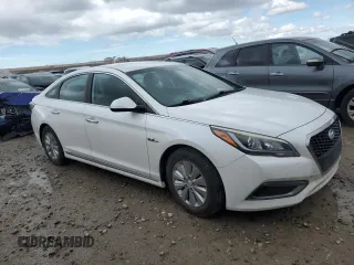 2017 Hyundai Sonata SE with VIN KMHE24L17HA050925, listed as a Copart auction lot 47702575 with 229,117 mi miles and Clean Title. Bid and sale history available at carsss.com. Image 4.