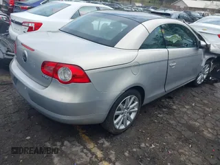 2009 Volkswagen Eos Komfort with VIN WVWBA71F39V010314, listed as a IAAI auction lot 41928126 with 115,757 mi miles and . Bid and sale history available at DreamBid. Image 4.
