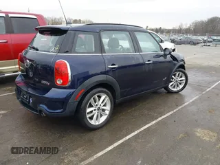 2013 MINI Countryman S ALL4 z VIN WMWZC5C51DWM15816, wystawiony jako IAAI lot #41734311 z przebiegiem 134 636 mil mil oraz . Historia ofert i sprzedaży dostępna na DreamBid. Obrazek 4.