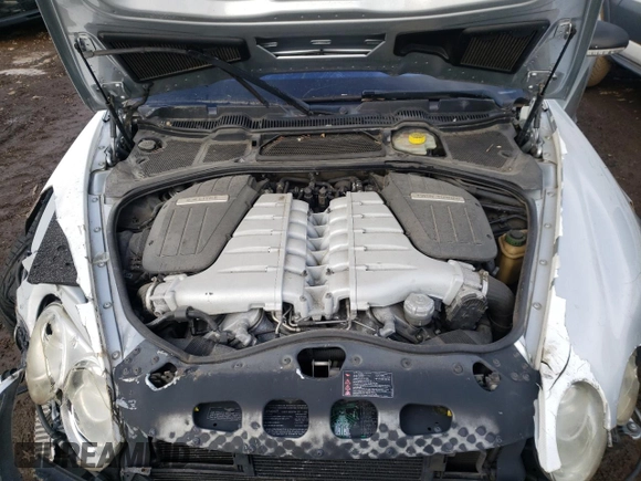 2004 Bentley Continental GT GT z VIN SCBCR63W74C022266, wystawiony jako Copart lot #45293244 z przebiegiem Nie podano mil oraz . Historia ofert i sprzedaży dostępna na DreamBid. Obrazek 11.