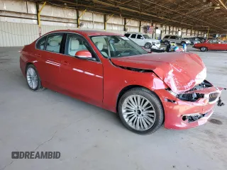 2015 BMW 3 Series 328i z VIN WBA3C1C51FK118201, wystawiony jako Copart lot #56238705 z przebiegiem 90 416 mil mil oraz Szkoda całkowita • Salvage title. Historia ofert i sprzedaży dostępna na DreamBid. Obrazek 4.