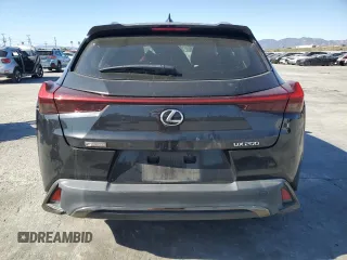 2019 Lexus UX 200 z VIN JTHY3JBH7K2005768, wystawiony jako Copart lot #46180135 z przebiegiem 78 108 mil mil oraz Szkoda całkowita • Salvage title. Historia ofert i sprzedaży dostępna na DreamBid. Obrazek 6.