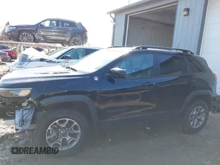 2022 Jeep Cherokee Trailhawk with VIN 1C4PJMBX0ND500947, listed as a IAAI auction lot 41691906 with 16,163 mi miles. Bid and sale history available at carsss.com. Image 15.