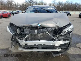 2021 BMW X4 M40i z VIN 5UX2V5C08M9F52562, wystawiony jako Copart lot #83665674 z przebiegiem Nie podano mil oraz Szkoda całkowita • Salvage title. Historia ofert i sprzedaży dostępna na DreamBid. Obrazek 5.