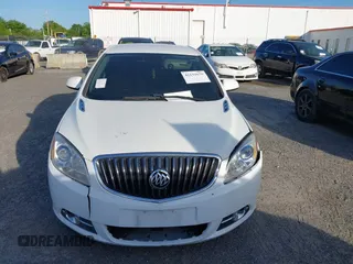 2017 Buick Verano Sport Touring with VIN 1G4PR5SK2H4109561, listed as a IAAI auction lot 42132679 with 1 mi miles. Bid and sale history available at carsss.com. Image 11.
