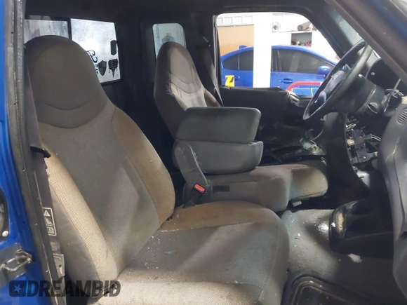 2001 Ford Ranger XL Fleet z VIN 1FTZR15E11TA51255, wystawiony jako IAAI lot #41230337 z przebiegiem 177 750 mil mil oraz . Historia ofert i sprzedaży dostępna na DreamBid. Obrazek 8.