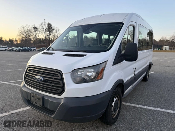 2015 Ford Transit Passenger XL with VIN 1FBAX2CM7FKA92784, listed as a Copart auction lot 49743205 with 261,650 mi miles and Clean Title. Bid and sale history available at carsss.com. Image 2.
