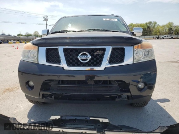2014 Nissan Armada Platinum z VIN 5N1BA0NF8EN610981, wystawiony jako Copart lot #53144515 z przebiegiem 188 423 mil mil oraz Szkoda całkowita • Salvage title. Historia ofert i sprzedaży dostępna na DreamBid. Obrazek 5.