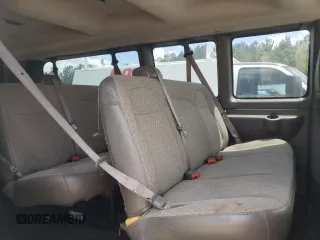 2020 Chevrolet Express Passenger LT z VIN 1GAZGPFG7L1125732, wystawiony jako Copart lot #56536785 z przebiegiem 89 436 mil mil oraz Szkoda całkowita • Salvage title. Historia ofert i sprzedaży dostępna na DreamBid. Obrazek 11.