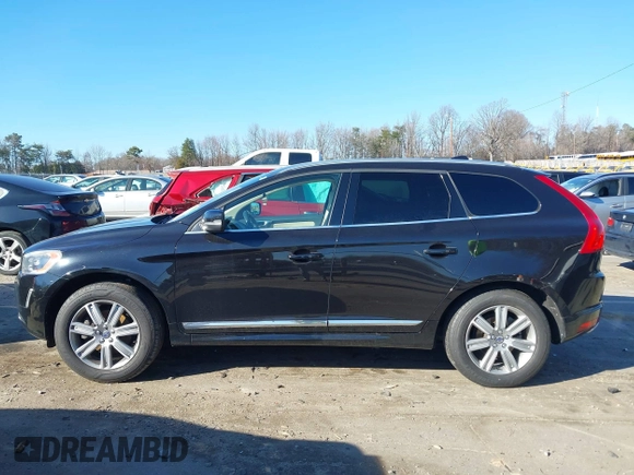 2017 Volvo XC60 Inscription with VIN YV440MDU0H2105432, listed as a IAAI auction lot 41634154 with 106,815 mi miles. Bid and sale history available at carsss.com. Image 14.