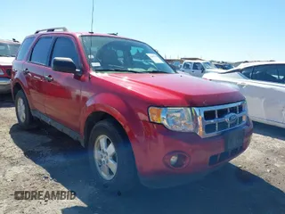 2012 Ford Escape XLT with VIN 1FMCU0D72CKA49438, listed as a IAAI auction lot 41650796 with 137,387 mi miles. Bid and sale history available at carsss.com. Image 1.