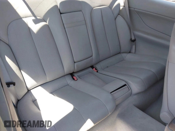 2001 Mercedes-Benz CLK 320/430 z VIN WDBLJ65G51F162092, wystawiony jako IAAI lot #42477861 z przebiegiem 165 725 mil mil oraz . Historia ofert i sprzedaży dostępna na DreamBid. Obrazek 8.