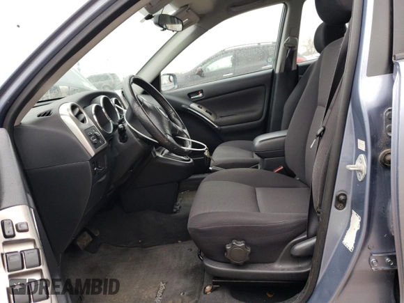 2003 Toyota Matrix Std z VIN 2T1KR32E43C769720, wystawiony jako Copart lot #53102005 z przebiegiem 291 727 mil mil oraz Szkoda całkowita • Salvage title. Historia ofert i sprzedaży dostępna na DreamBid. Obrazek 7.